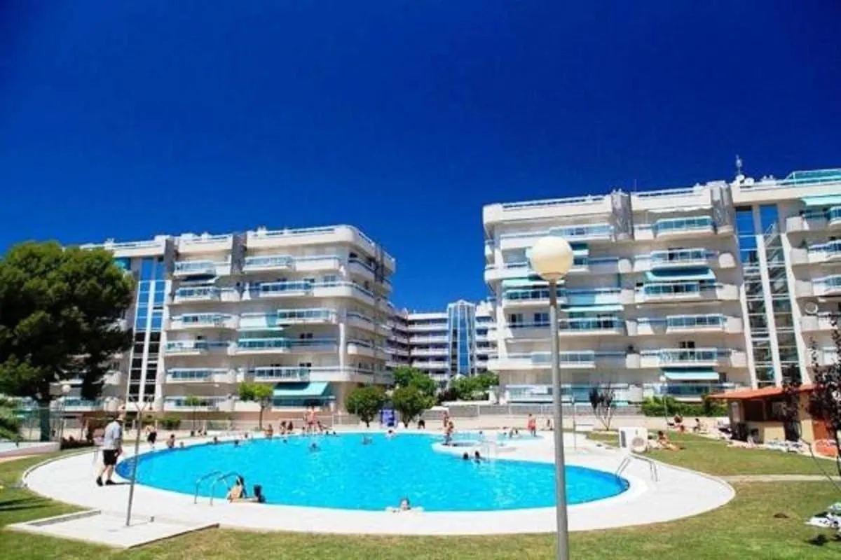 Larimar Big Swimming Pool Apartment Salou 0*,  Spain