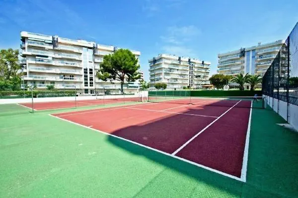 Larimar Big Swimming Pool Apartment Salou
